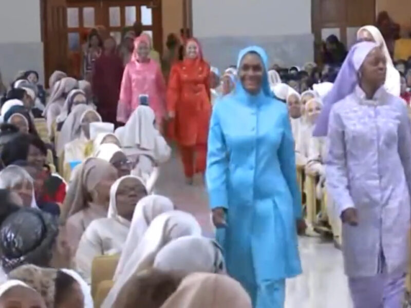 muslim women fashion show
